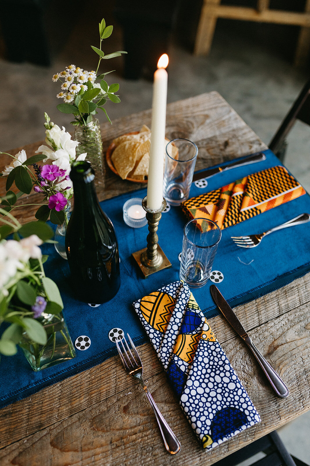 New England wedding planning details with tablescape and blue napkins