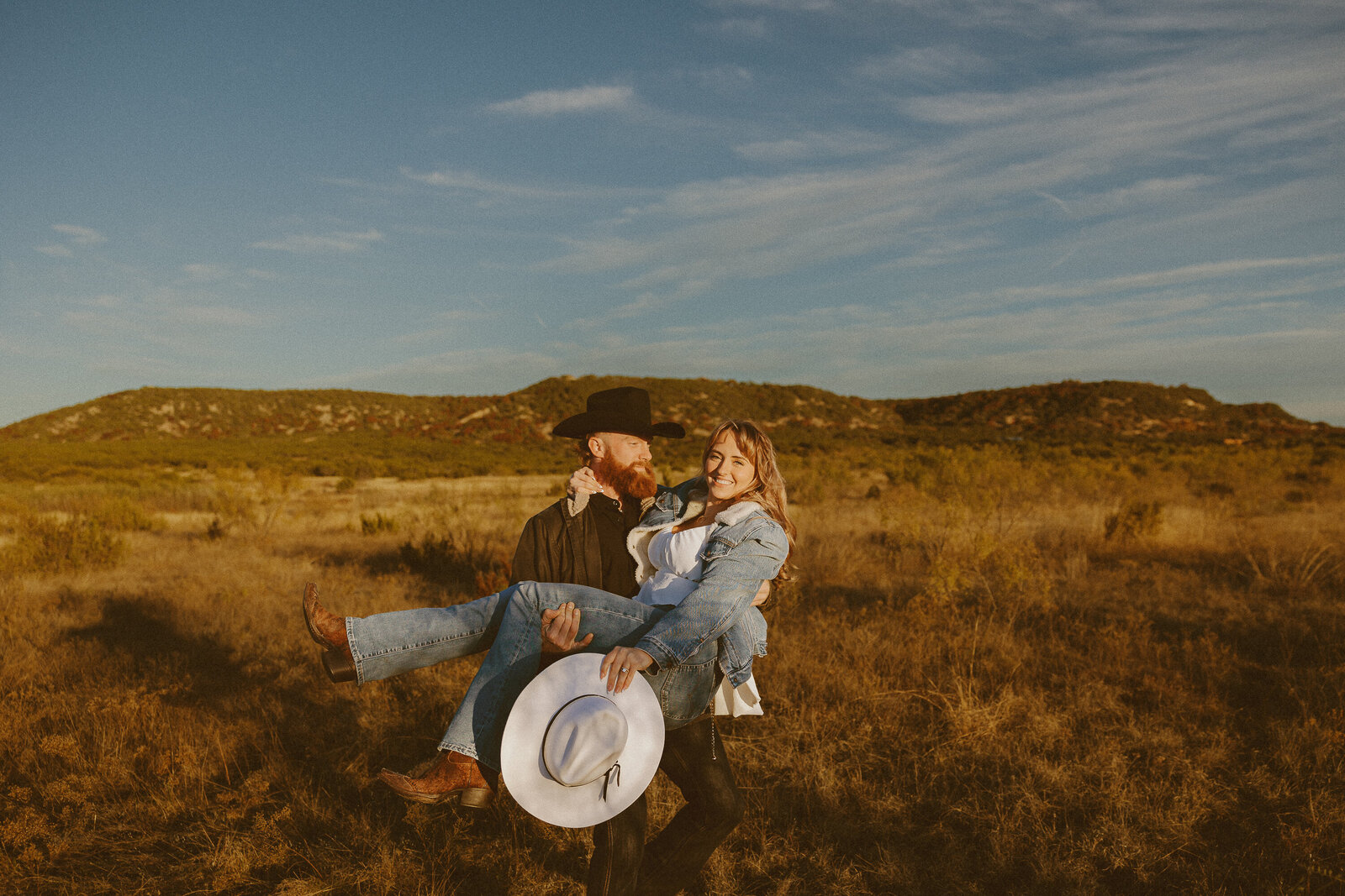 Sara & Jonathan Engagement Previews-17