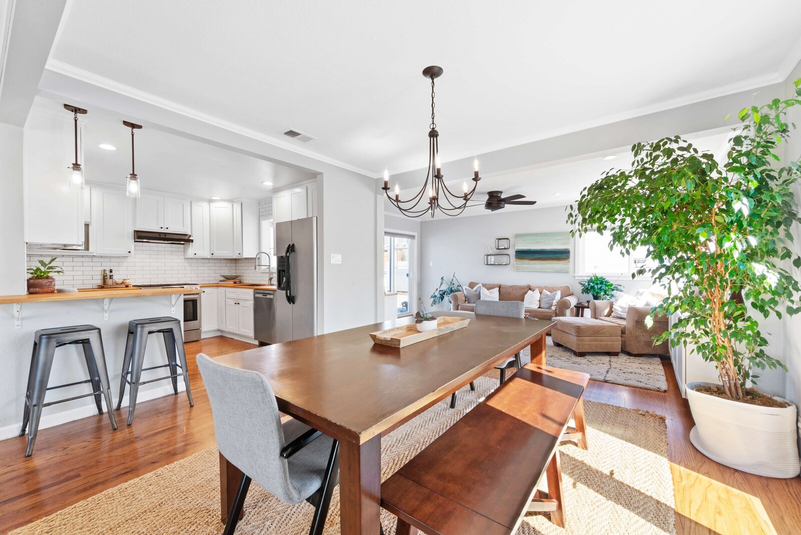 open-concept-home-pacifica-ca