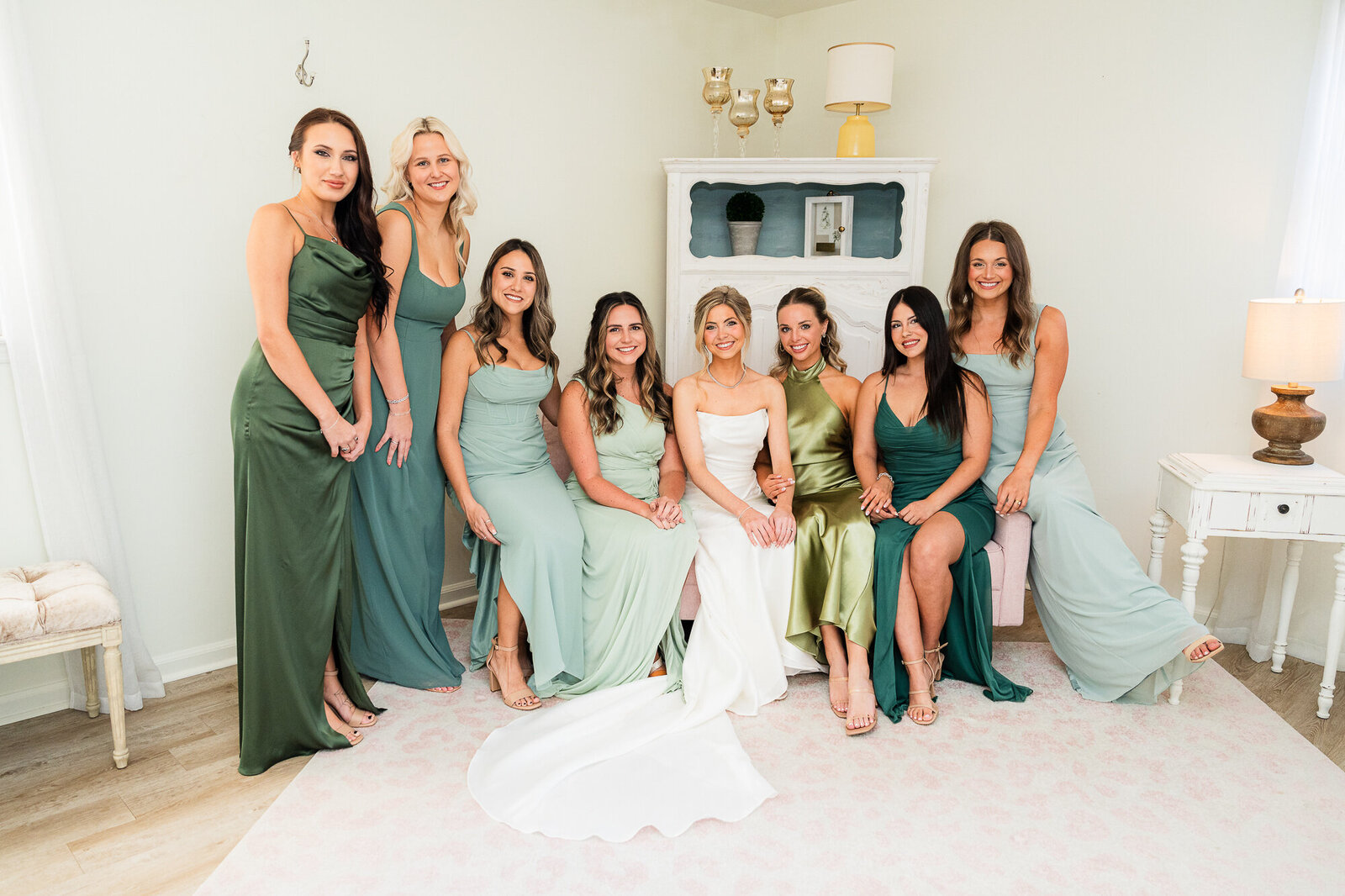 the bride and her bridesmaids at the bridal suite at the venue at Daisy Hill