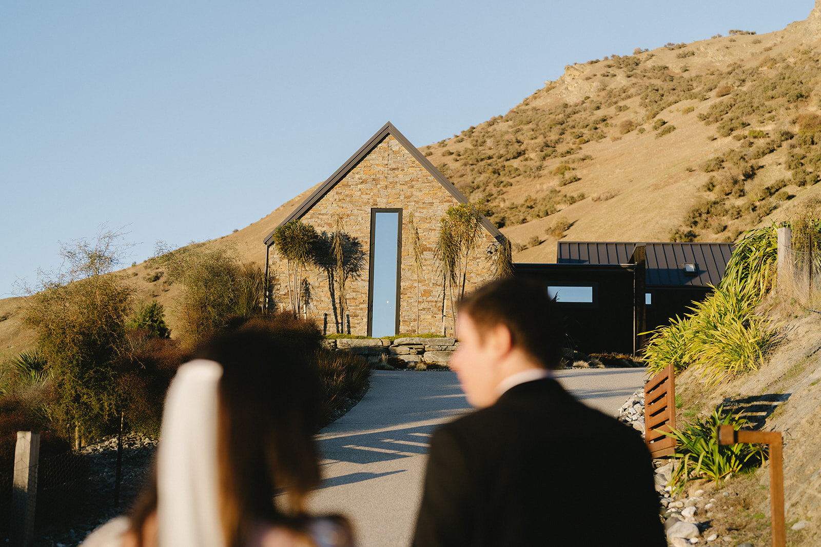 Melissa Clark Photography - Queenstown Wedding Photographer - Lake Hayes Holiday Home Wedding - Katherine & Adam 4.5.24-101