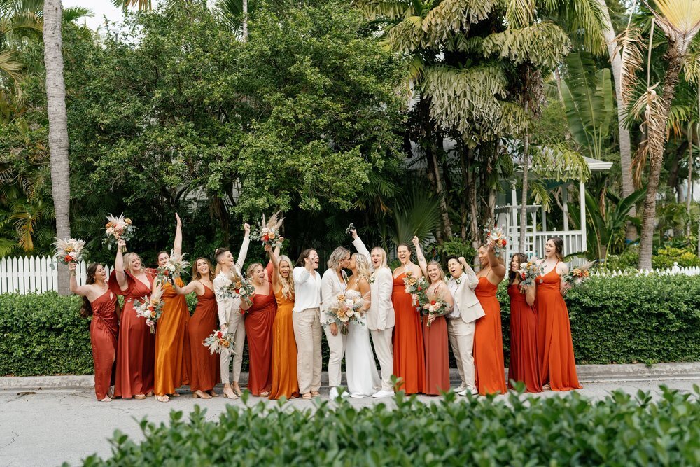 2+JORDAN+AND+DANIELLE+-+KEY+WEST+HEMINGWAY+HOME+-+DUARTE+FLORAL+DESIGN+-+FLORIDA+KEYS+WEDDING+PLANNER+-+KEY+WEST+WEDDING+PLANNER+-+LITTLE+MISS+PLANNER+-+BRIDES+-+JUST+MARRIED