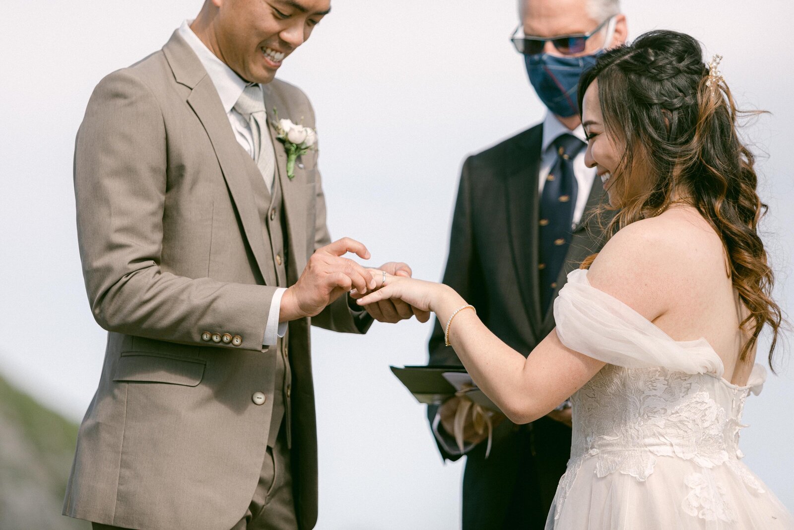 macy-yap-photography-fraser-mountain-elopement-bc-6