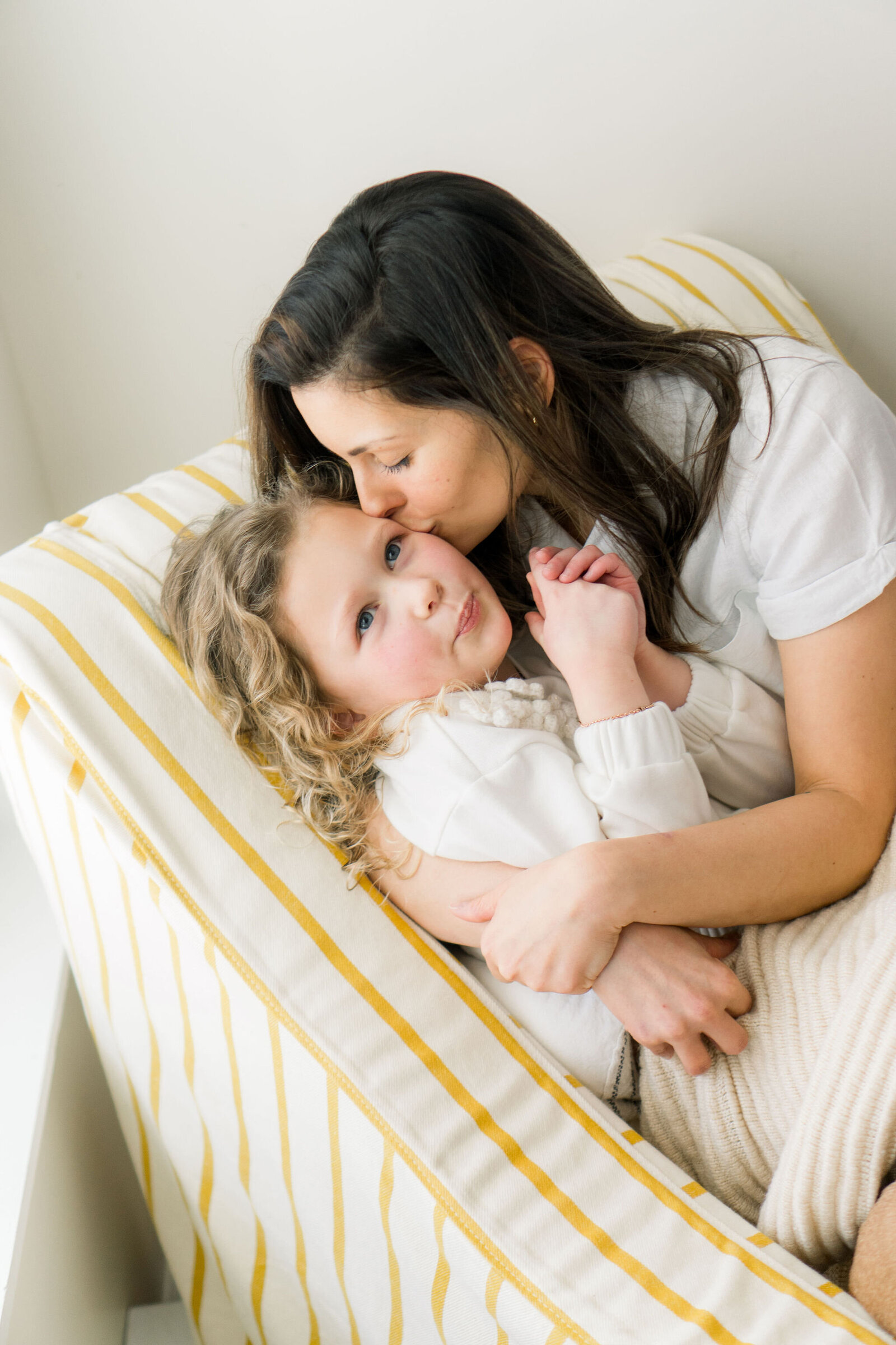 in-home family photos 17