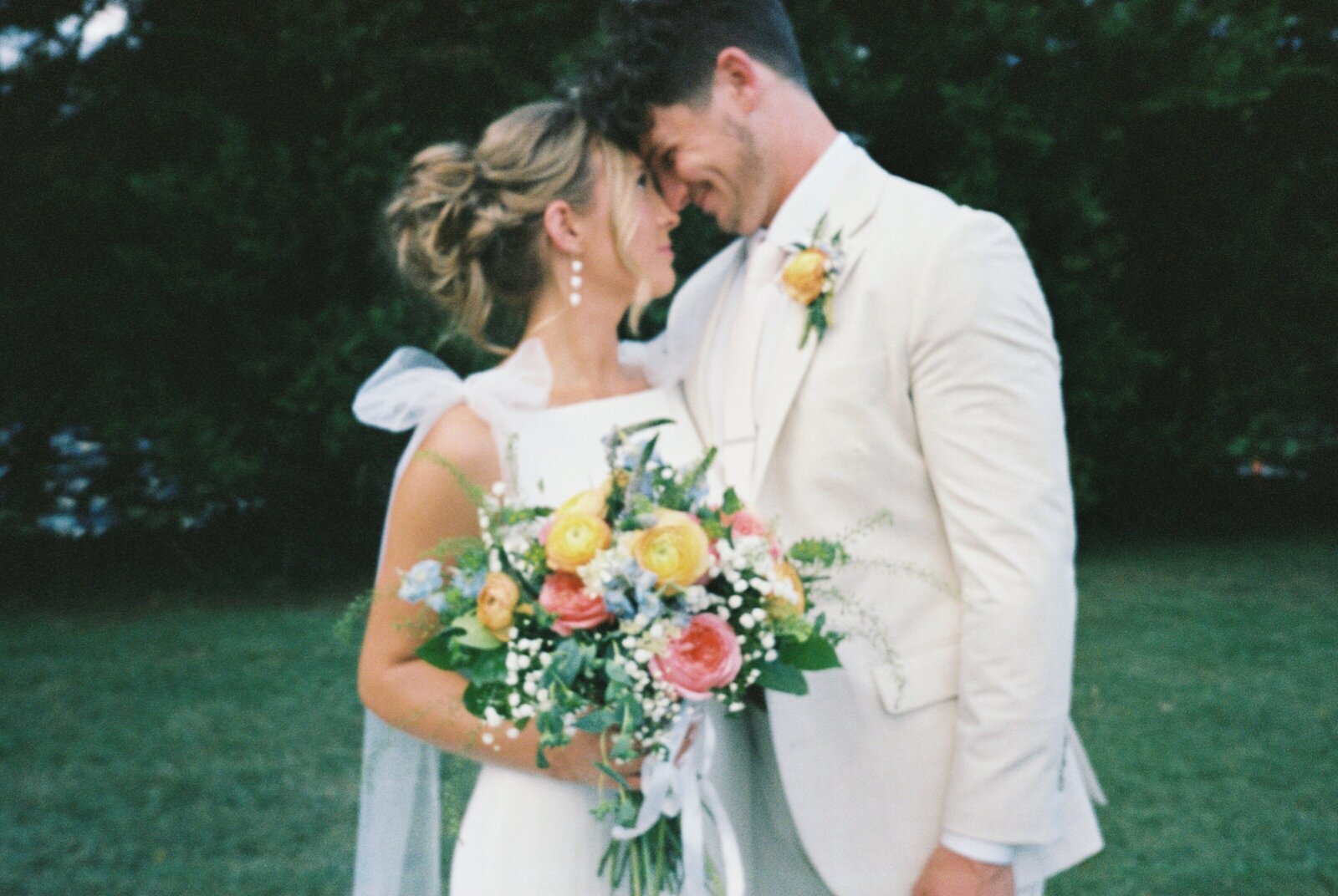 knoxville-wedding-photographer-film-the-kincaide-house-malin-portraits