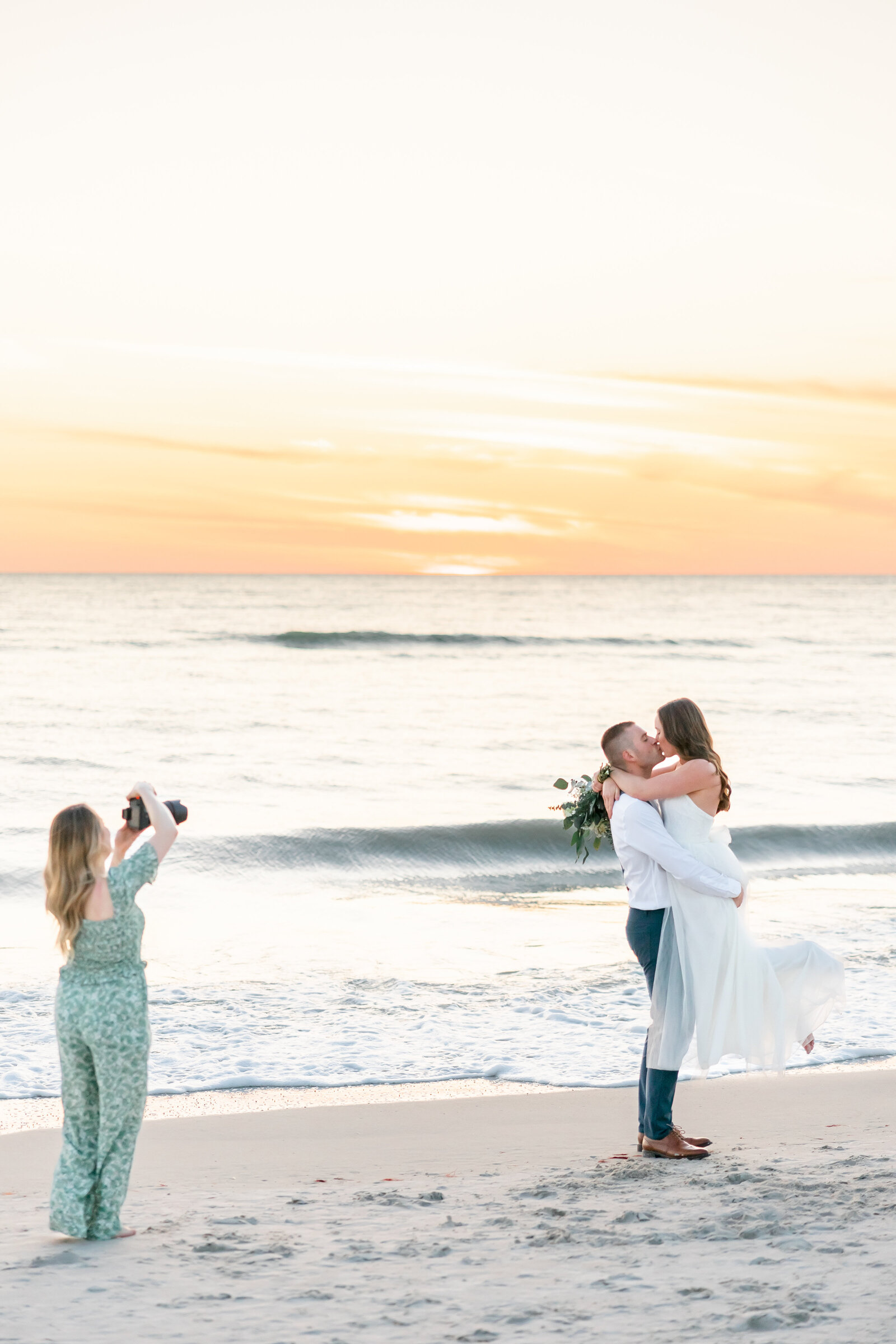 central florida wedding photographer behind the scenes