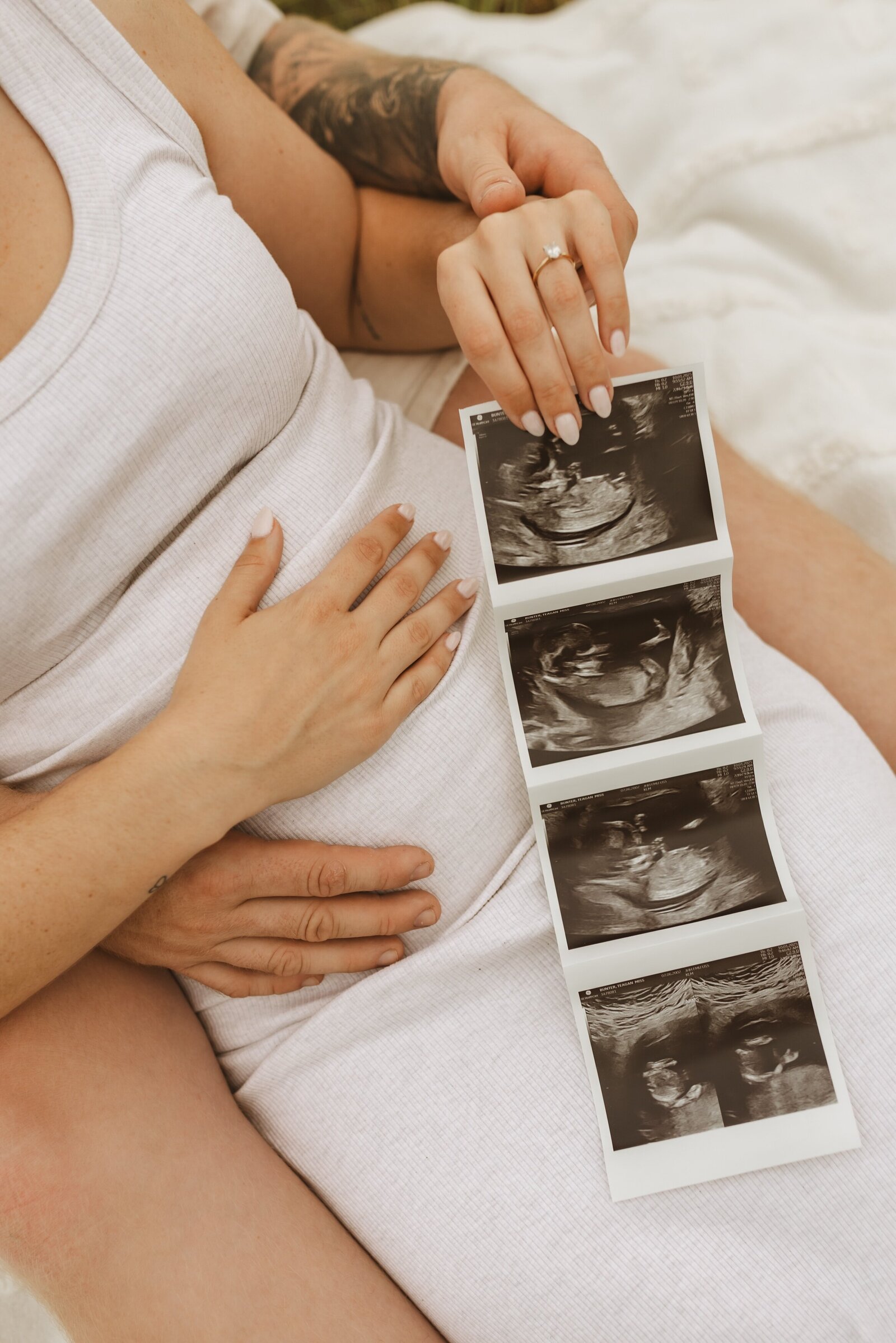 storytelling-baby-milestone-photos-hills-district