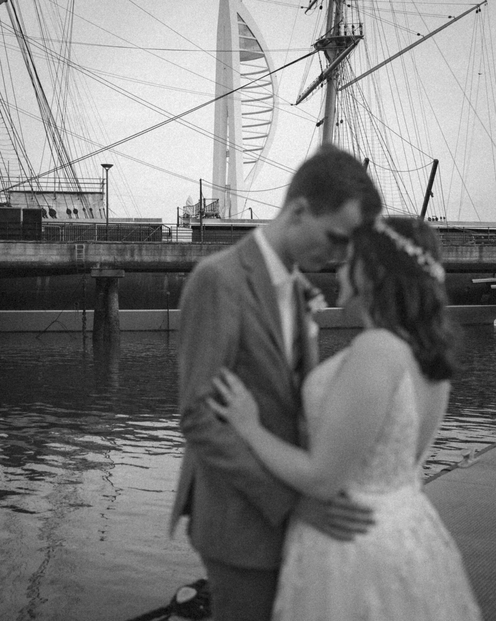 bride and groom in portsmouth black and white