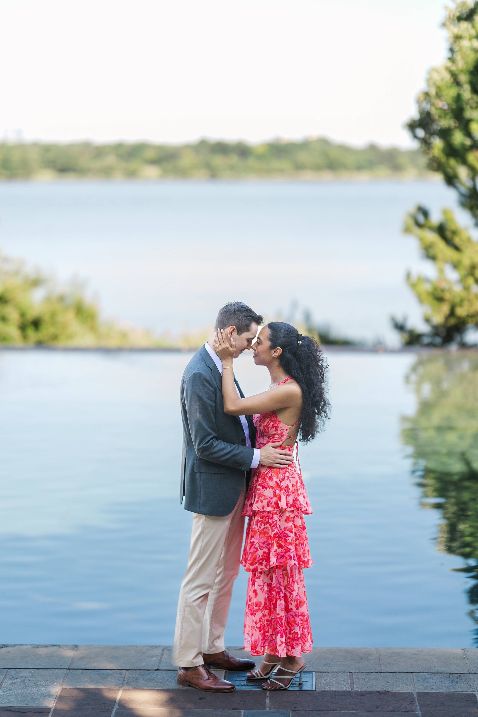 dallas-romantic-engagement-photos