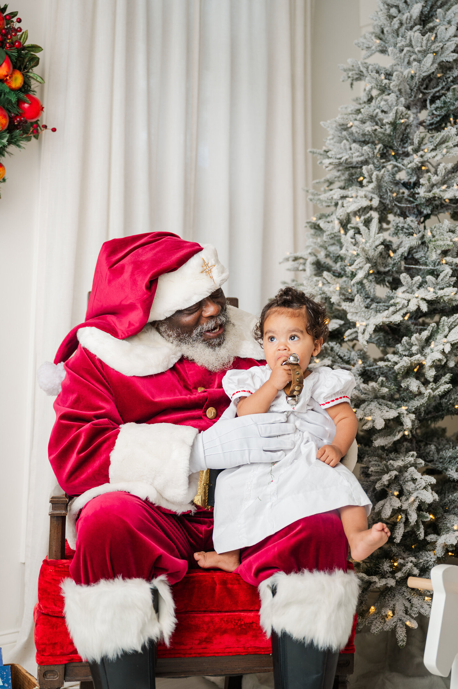 Santa-Shawn_Winston-Salem_NC_2025-10-5_18259