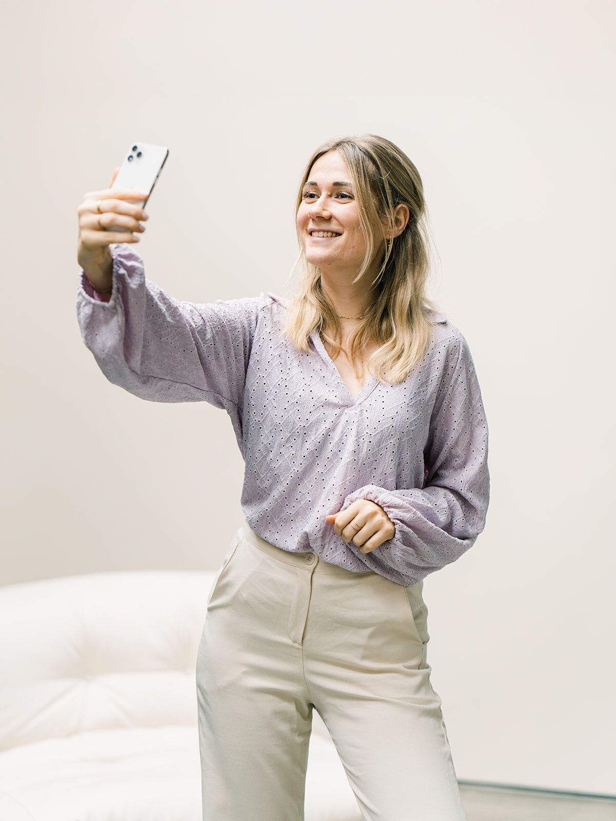 Mariska-Staal-Fotografie-brandingshoot-marit-hillarius-studio-noorderfabriek-amsterdam-82