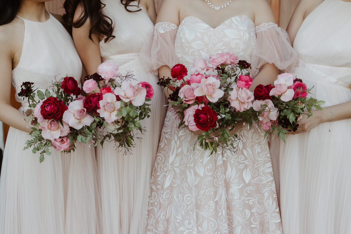 Romantic wedding bouquets couples who want a modern and yet timeless feel to their Sunshine Coast wedding flowers