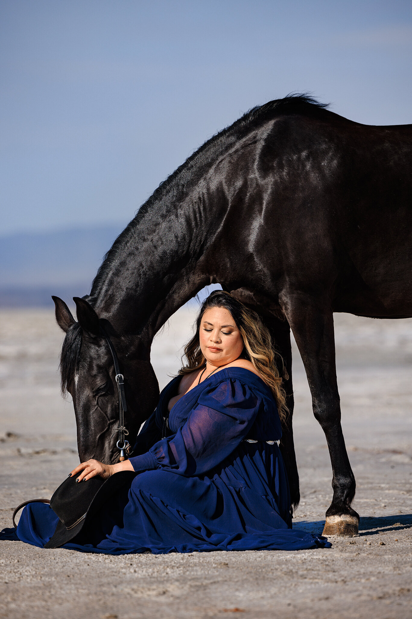 blue-dress-black-horse-session