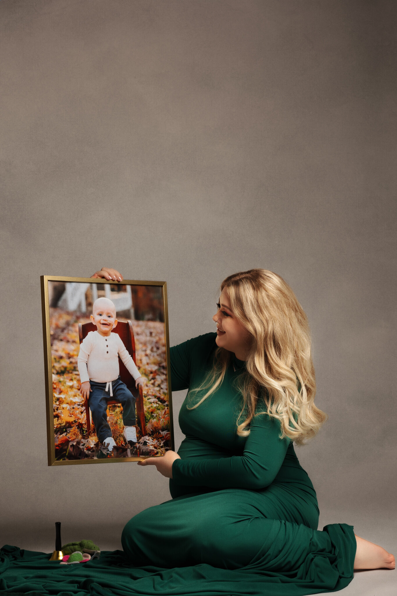 NW Arkansas maternity photoshoot, Fayetteville AR maternity photography, maternity portraits near me
