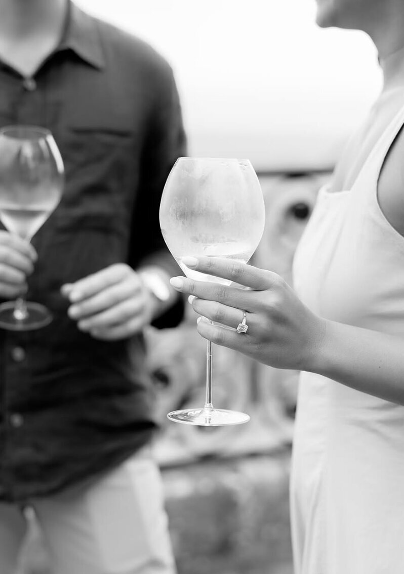 champagne-france-stylish-couple-proposal-by-rachel-pietri-photography-7