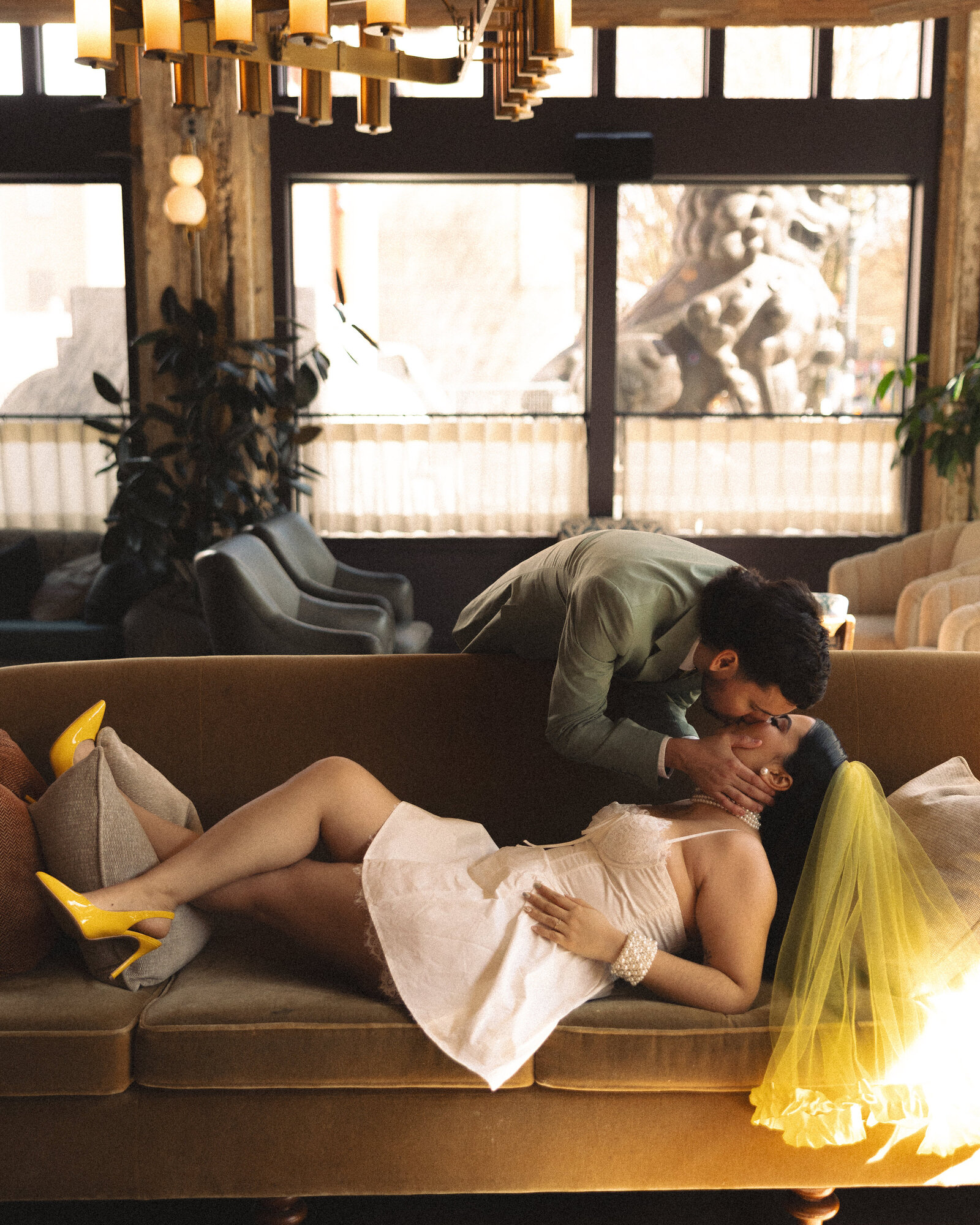 downtown-portland-wedding-hoxton-hotel-27