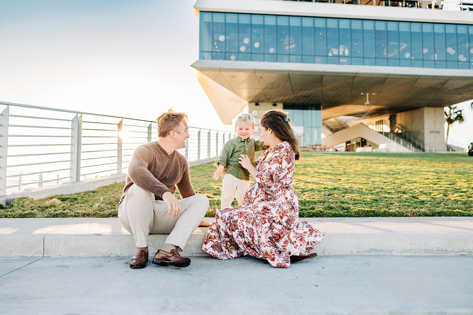 St. Pete photographer alison amick captures this family at the pier in St. Pete FL