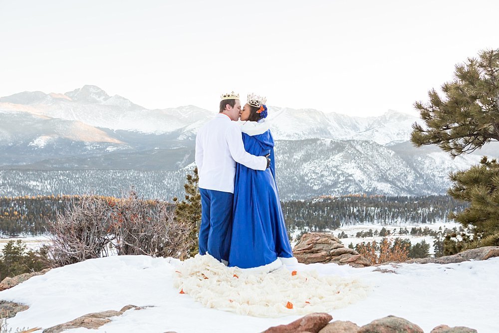 Colorado winter weddings at 3m curve RMNP