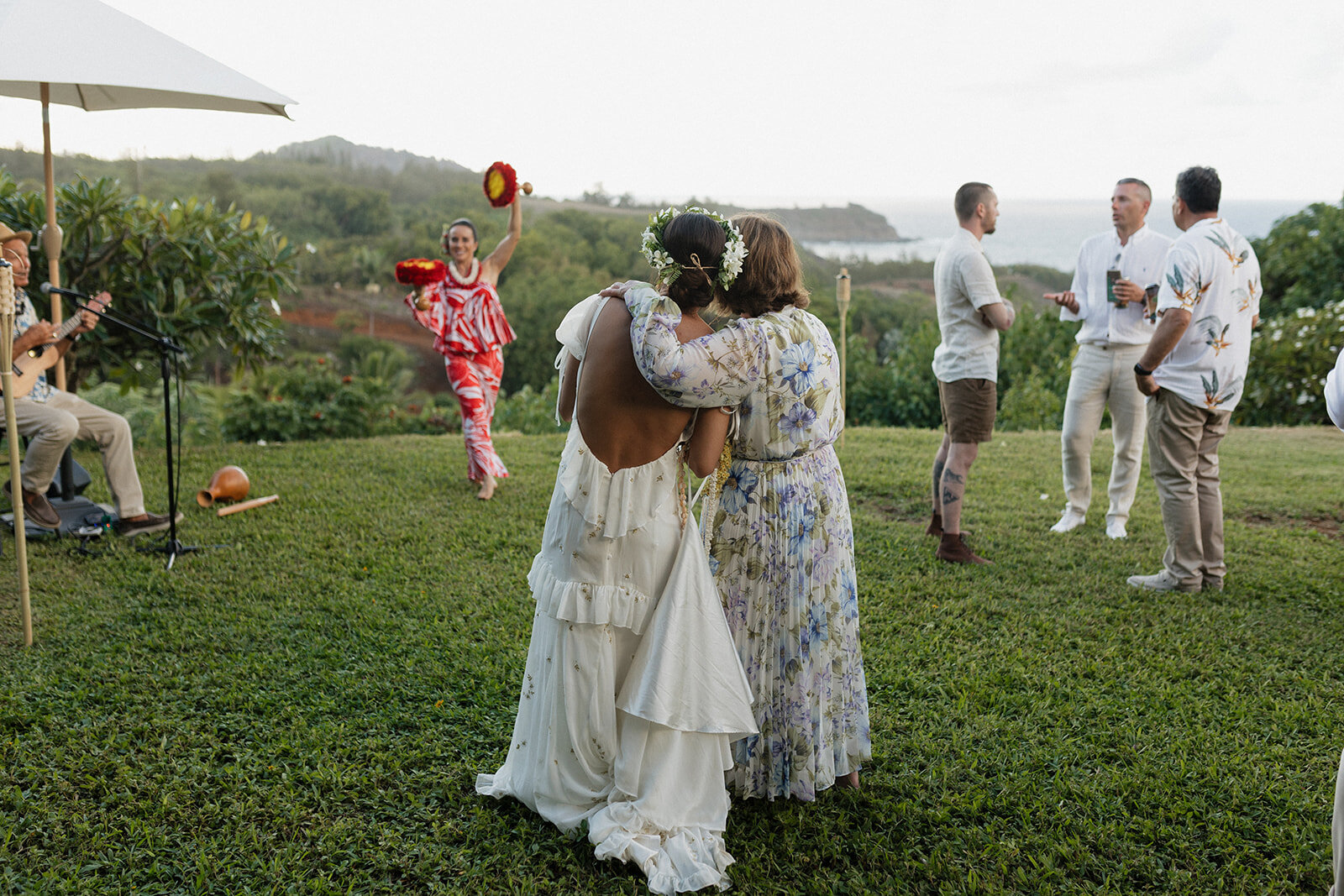 kauai-wedding-hanalei-mersadi-olson-106_websize