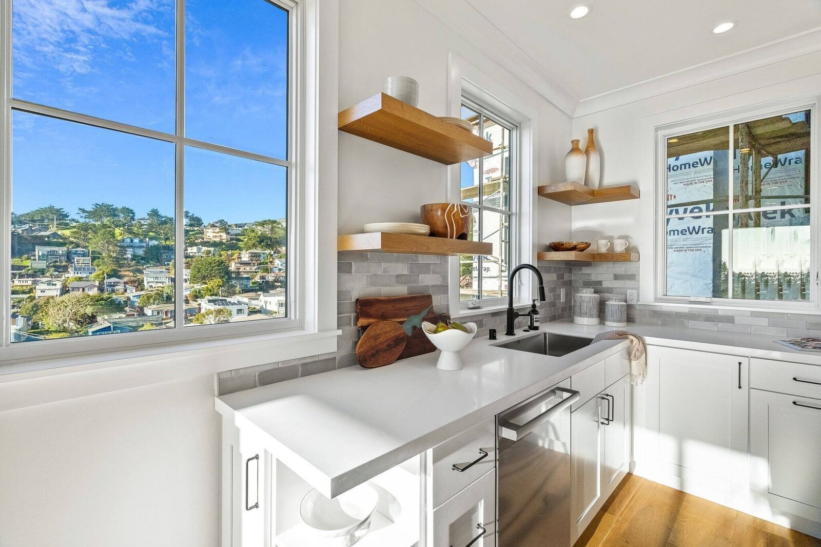 mls17_michael-jimenez-pacifica-real-estate-agent-homes-for-sale-sink-with-views