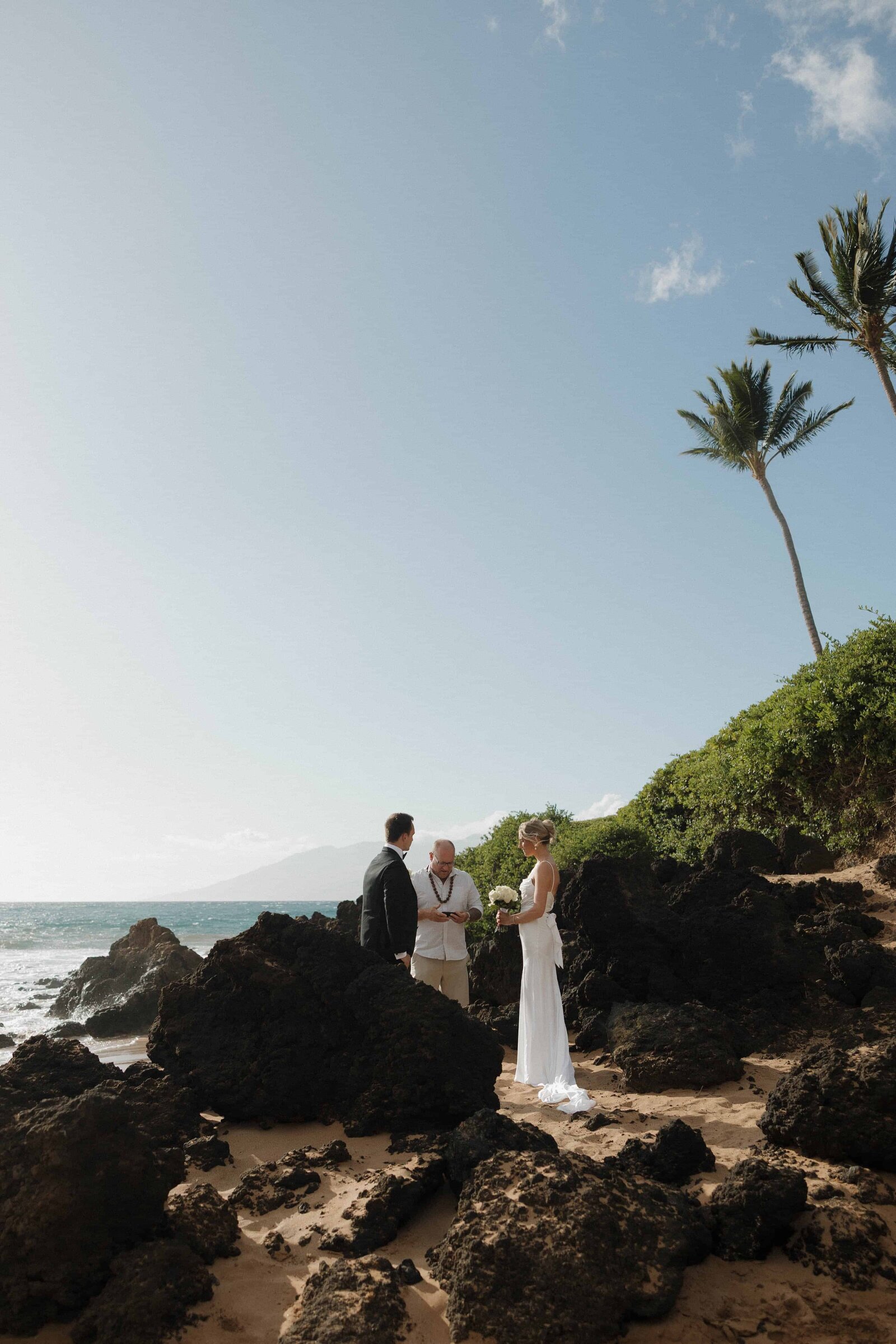 Cassie Beth Photography is a Hawaii Wedding Photographer