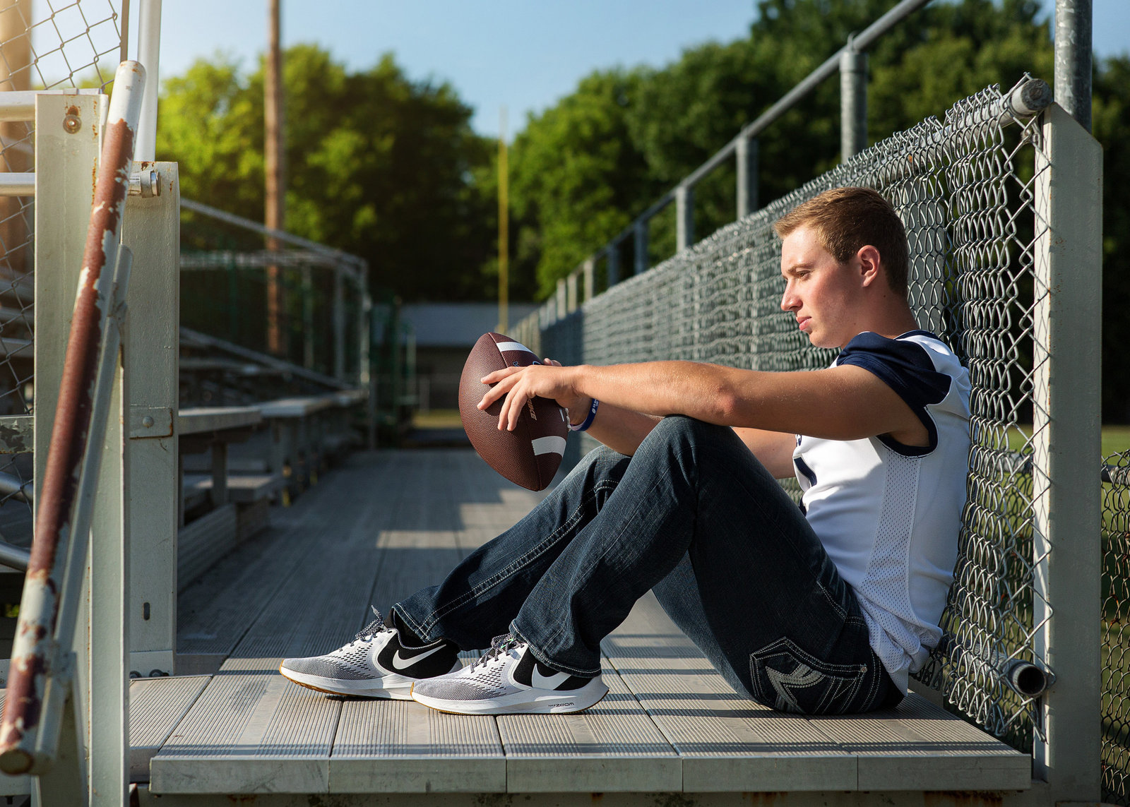high school football player photo ideas