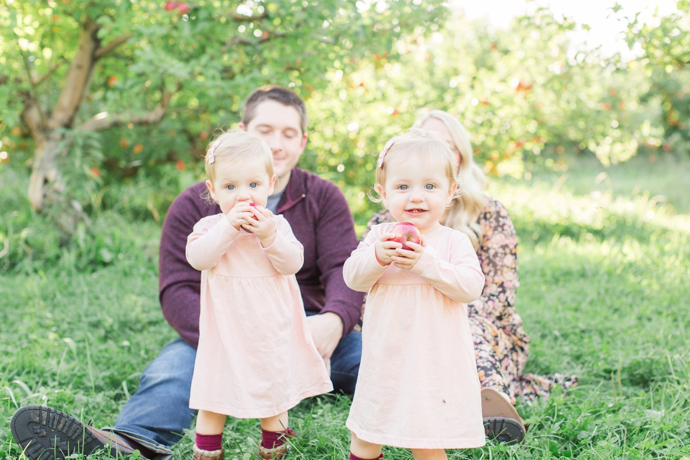 fall-the-apple-farm-victor-new-york-family-portrait-16