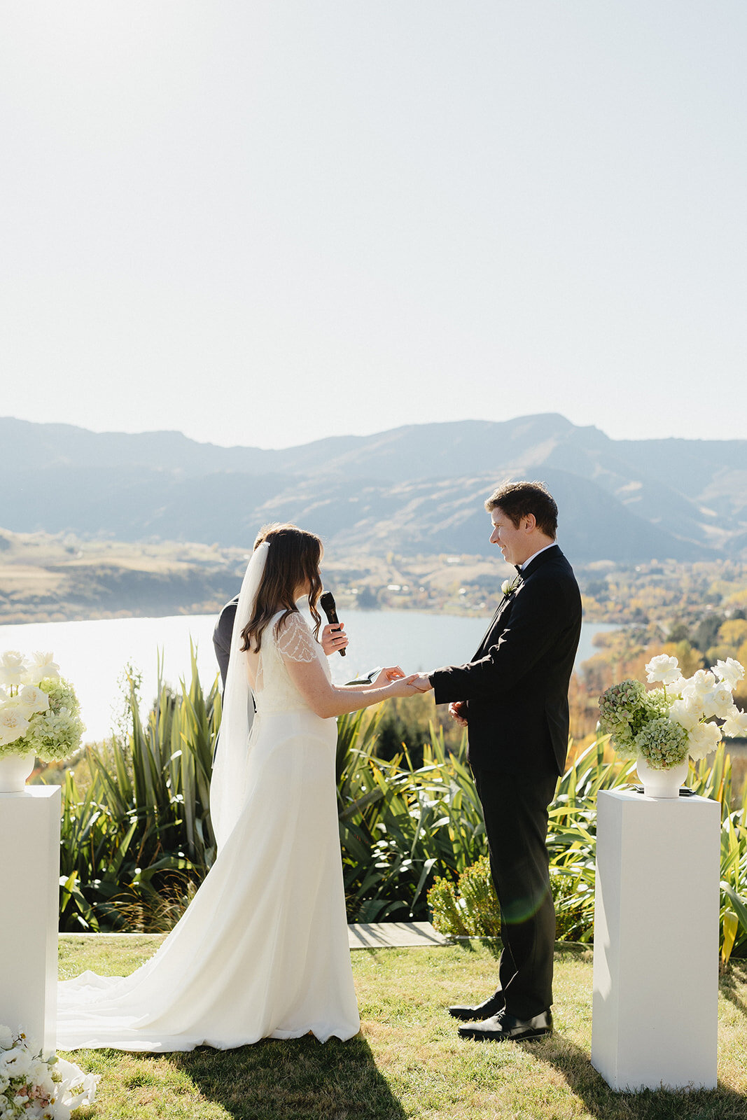 Melissa Clark Photography - Queenstown Wedding Photographer - Lake Hayes Holiday Home Wedding - Katherine & Adam 4.5.24-135