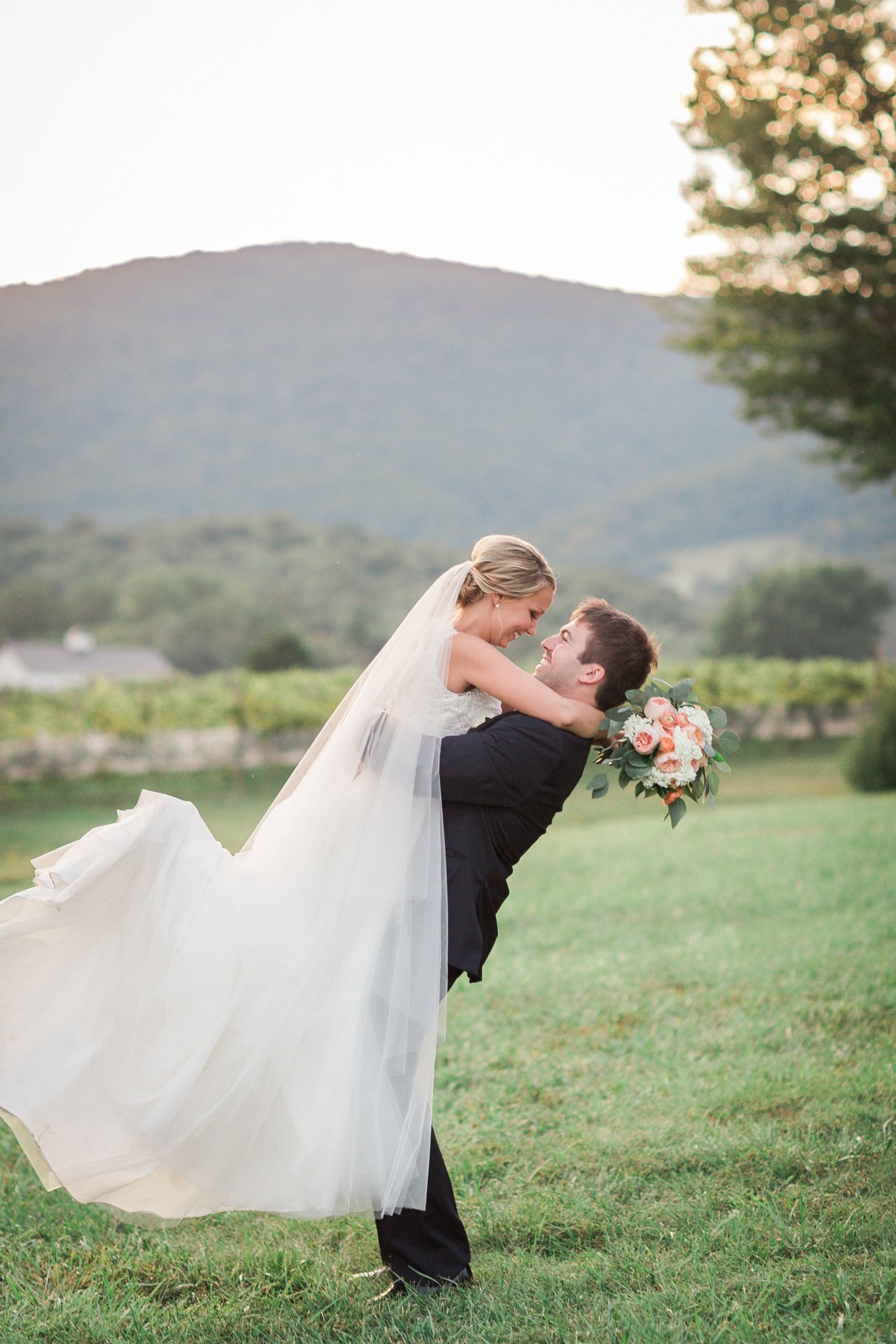 i-charlottesville-winery-wedding_1826