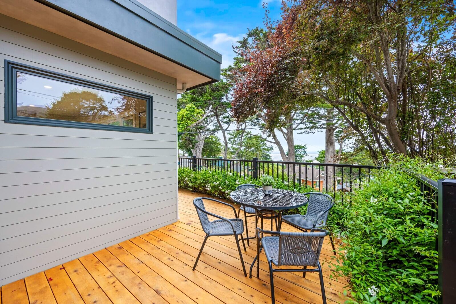 dining-al-fresco-pacifica-half-moon-bay