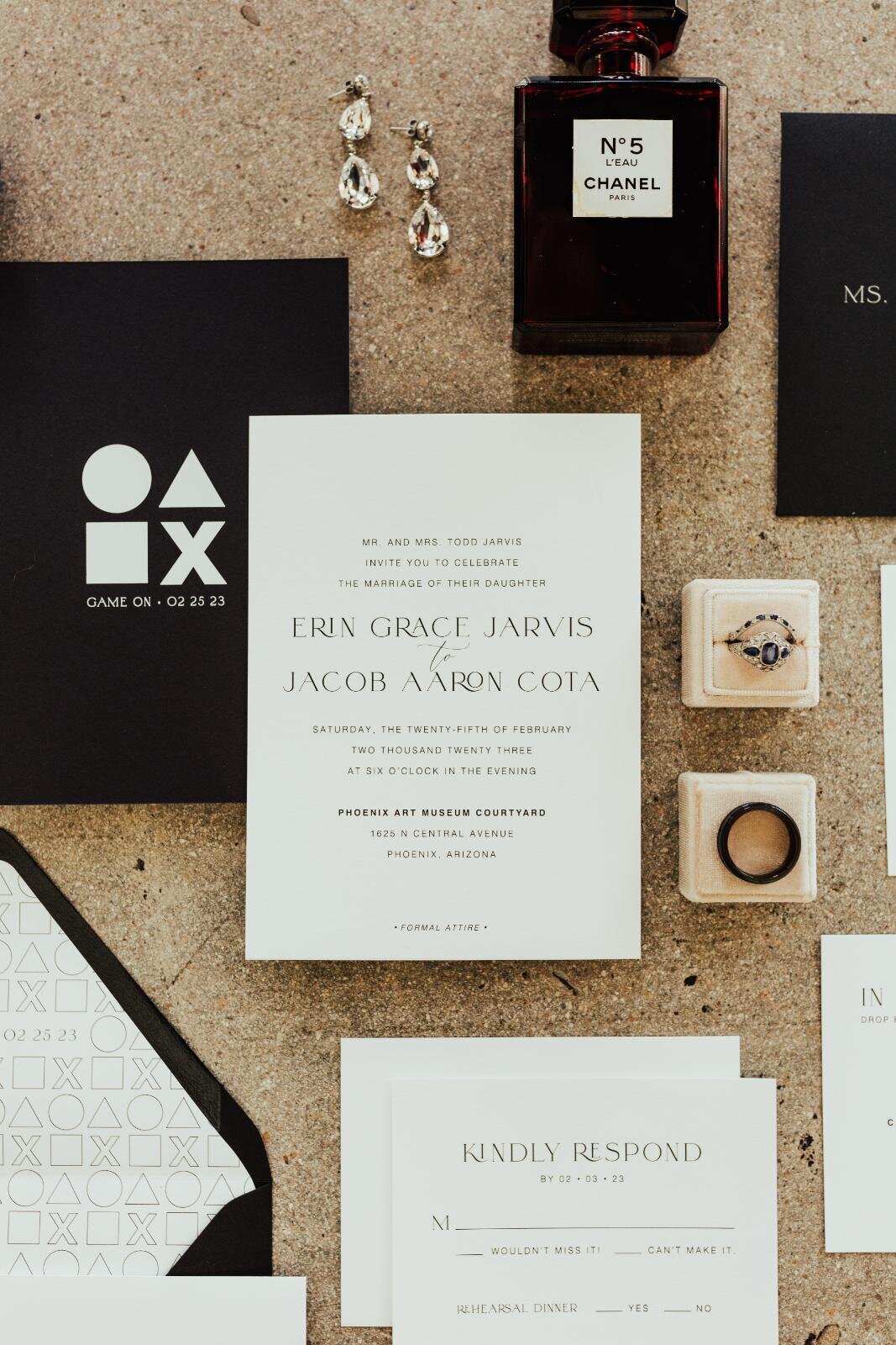 black-white-gaming-wedding-invitations