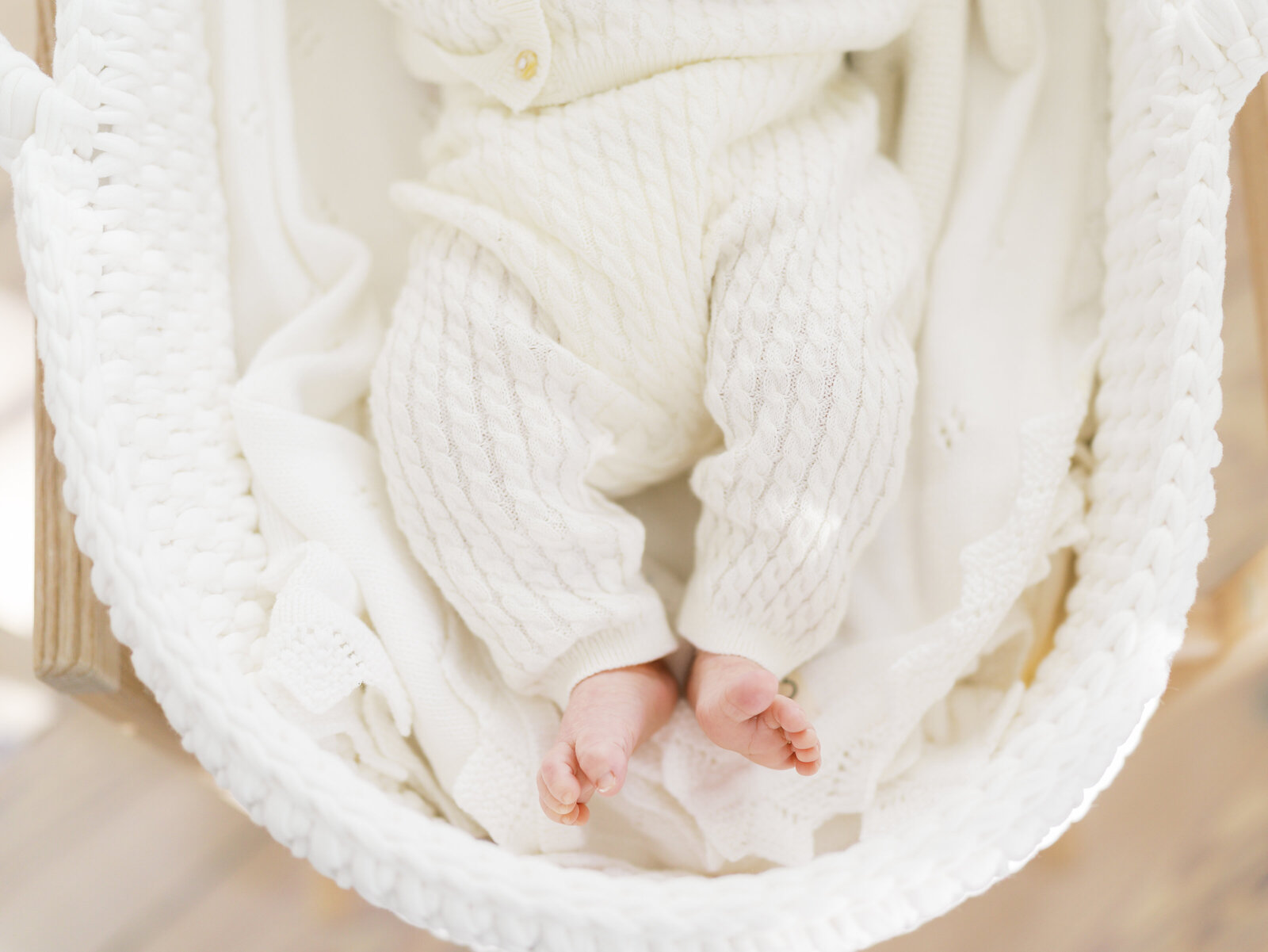 studio-newborn-session-katelyn-holbrook-dallas.jpg