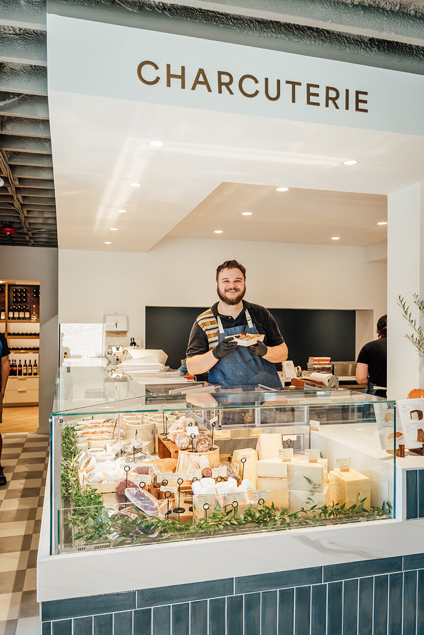 jenna-brown-photography-brands-winchester-Nouvelle-Maison-french-cafe-198