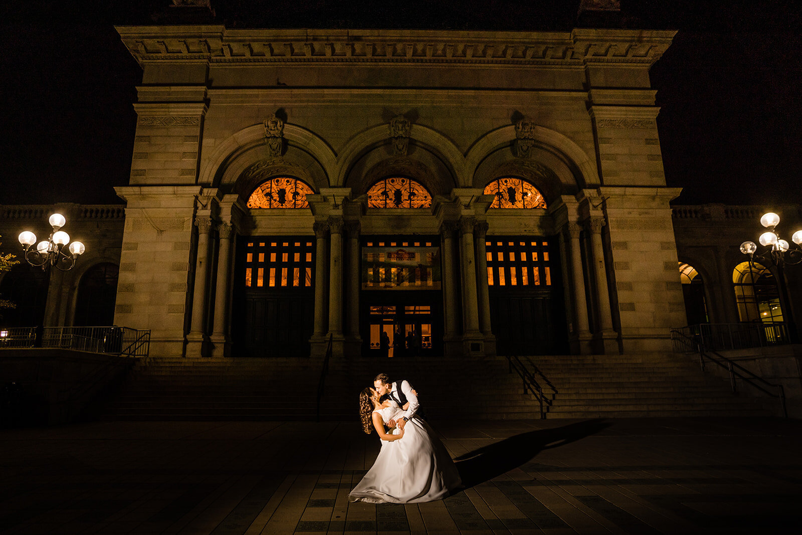 PleaseTouchMuseumWeddingPhiladelphiaWeddingPhotographer-102