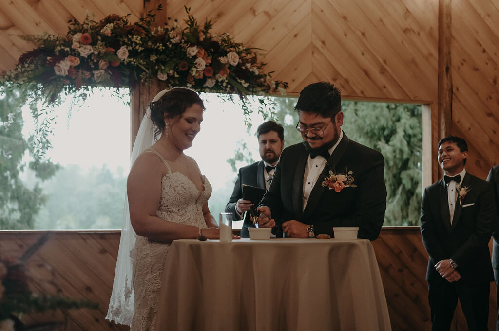 KamiharaWedding_MachiasMeadowsSnohomishWA_AshleyVanderveldePhotography-539