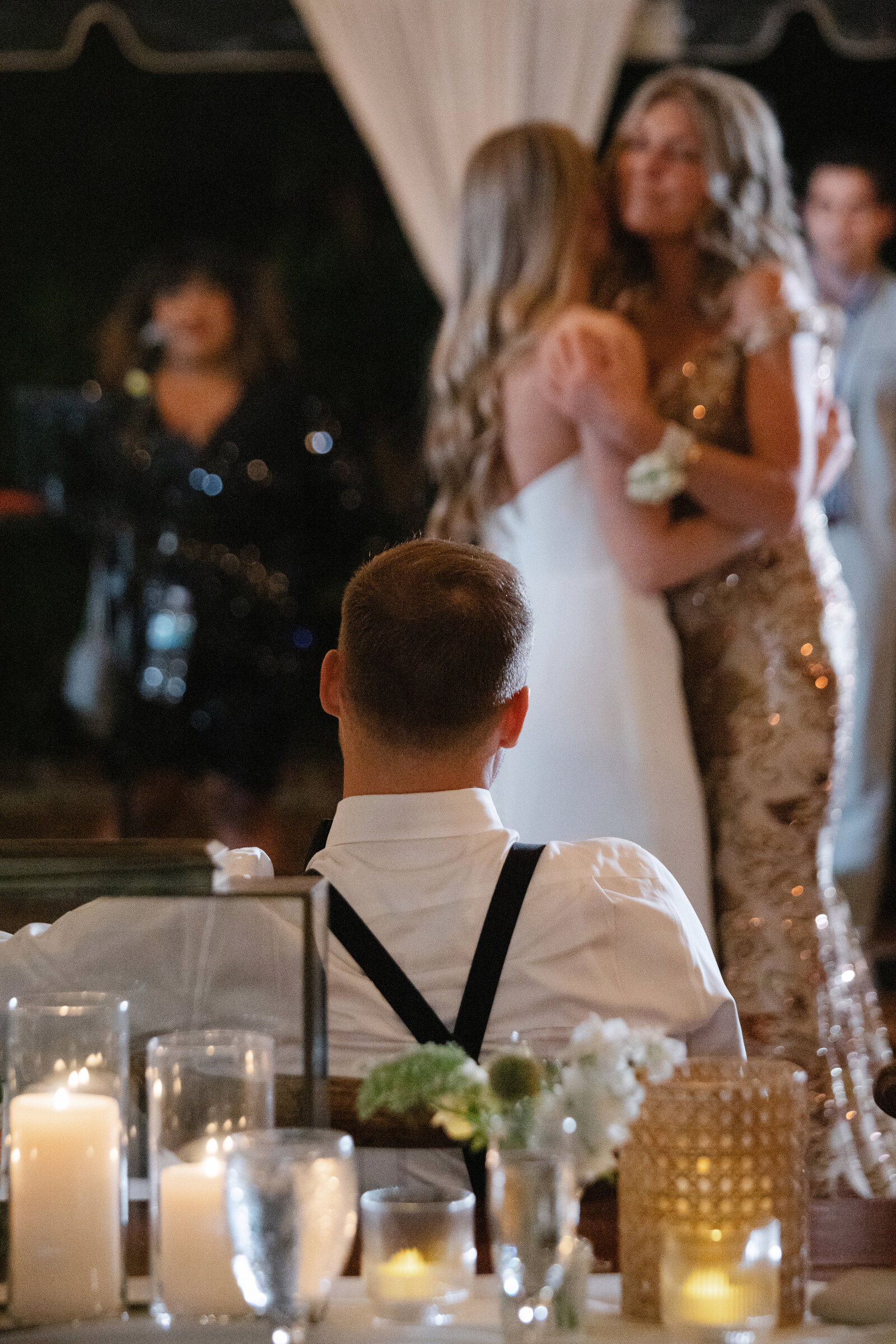 hemingway home wedding reception, key west wedding planner, first dance, parent dance, key west wedding coordinator