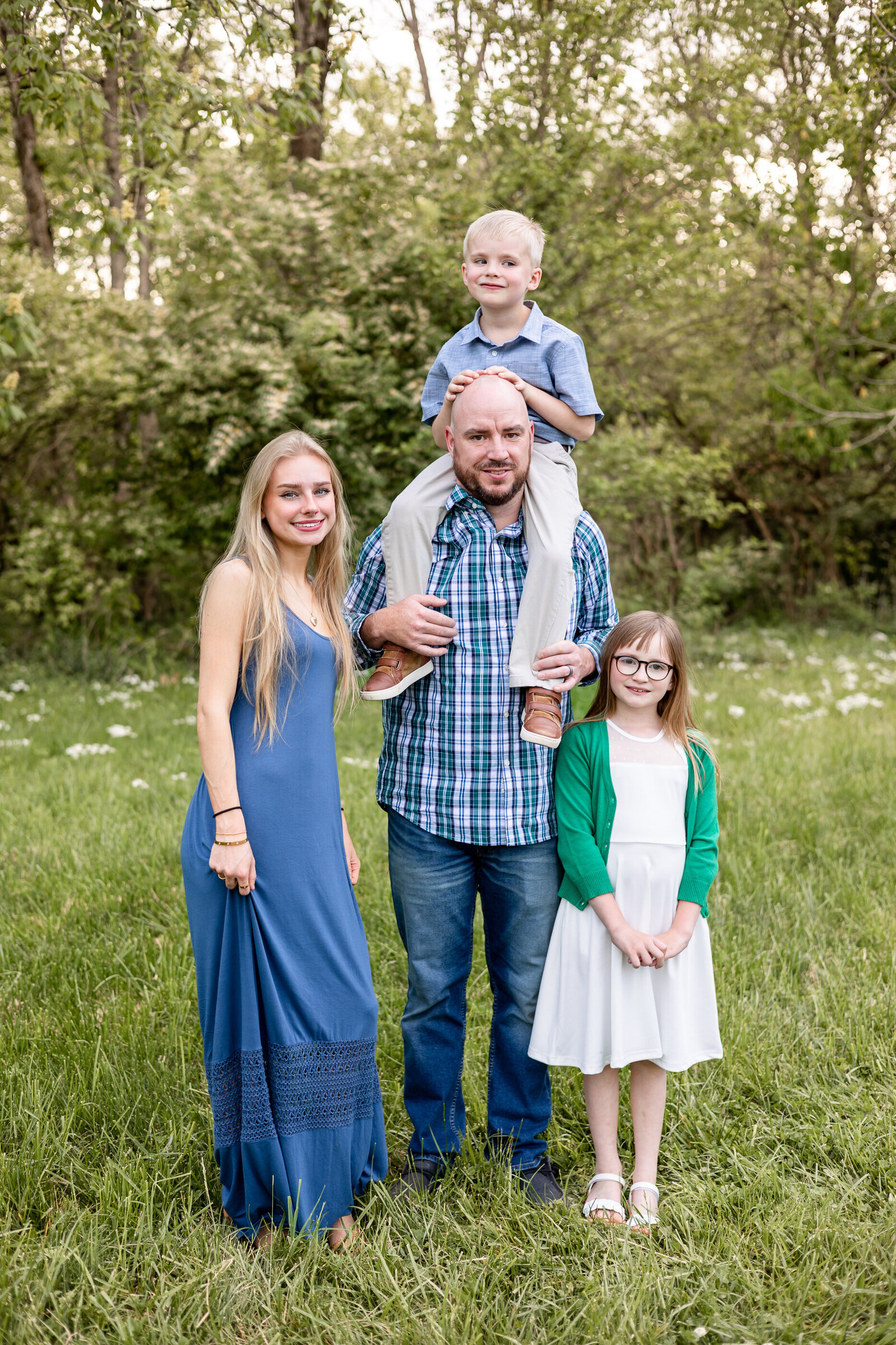outdoor-family-photography-session-Lexington-KY-photographer-3