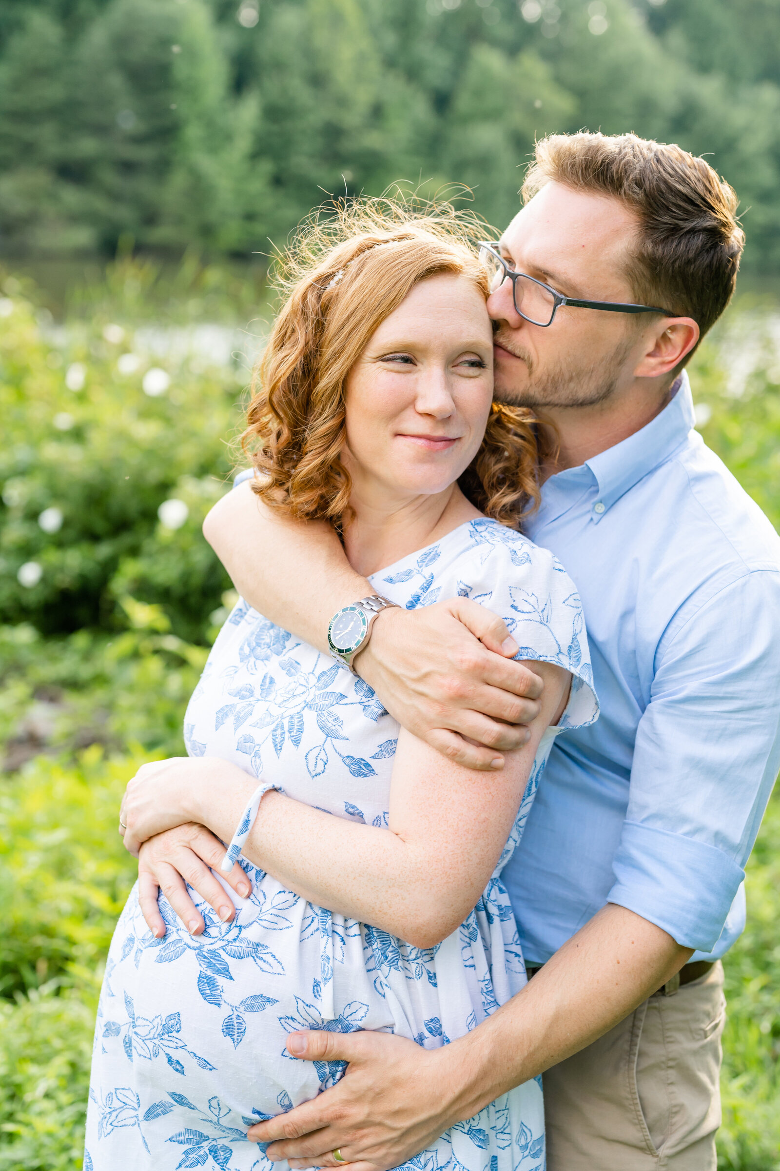 Light and Vibrant Summer Maternity Session at park  in Reston Virginia by Megan Hollada Photography - Northern Virginia Maternity Photographer