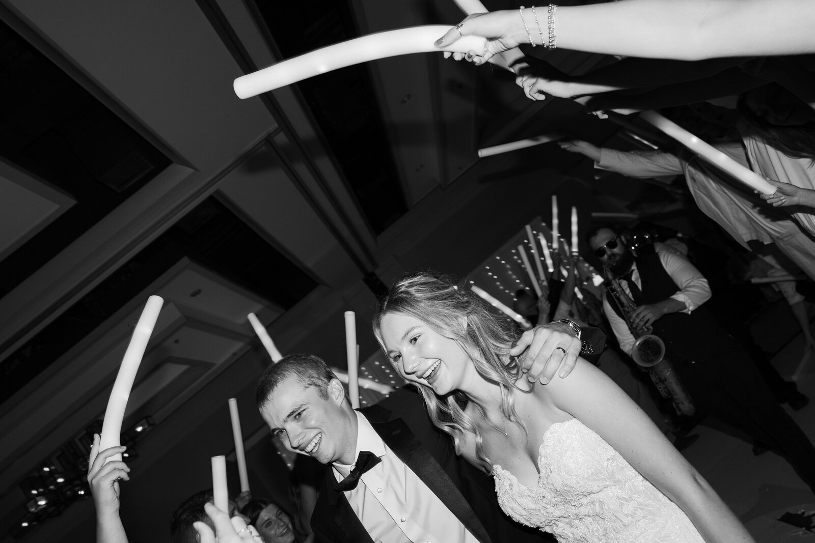 hannahtyler_bastroptxwedding-632