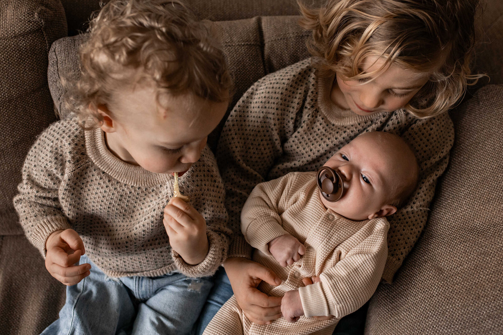 Danielle van Ommen Fotografie - kraamreportage (29)