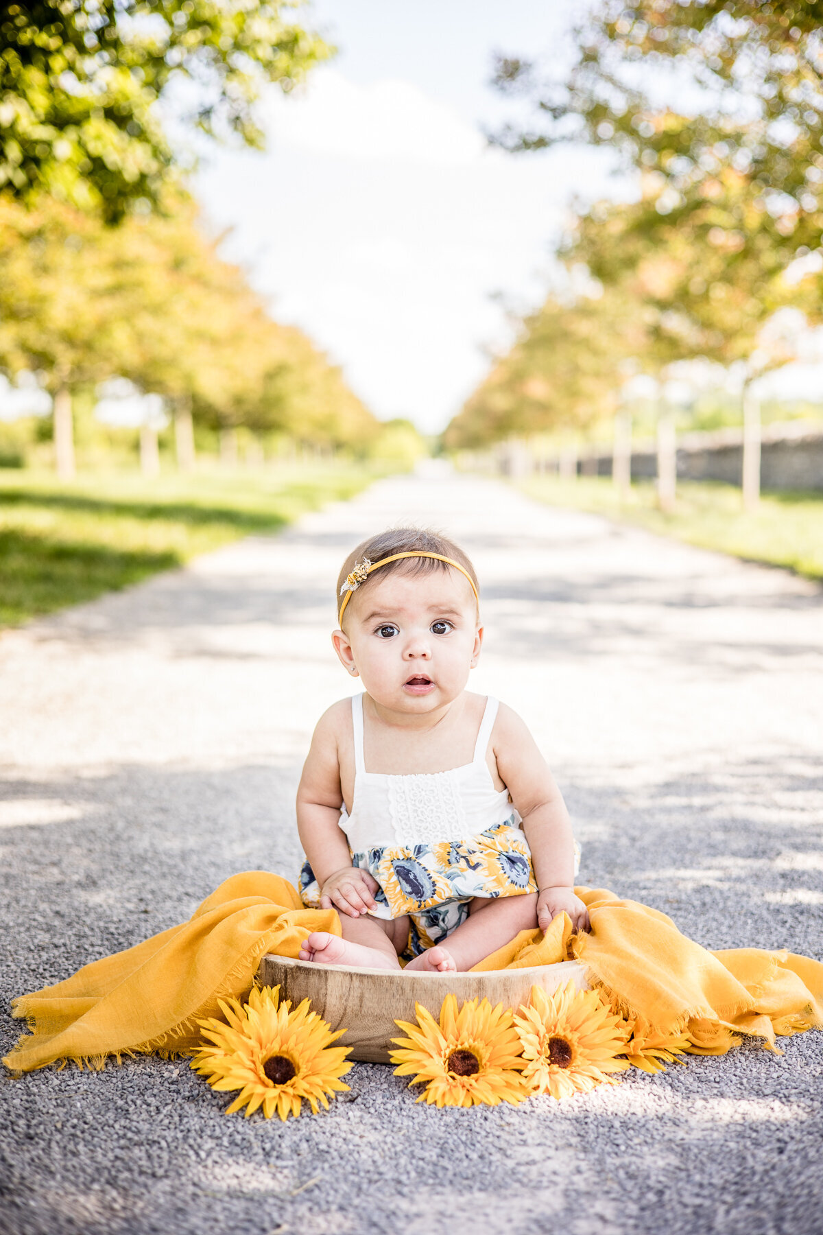 outdoor_childrens_milestone_photography_session_Frankfort_KY_photographer-6