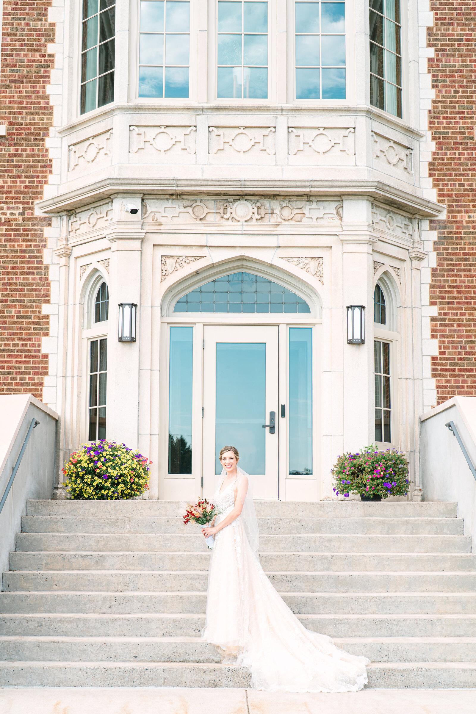 wedding at venue 906 in Iron Mountain