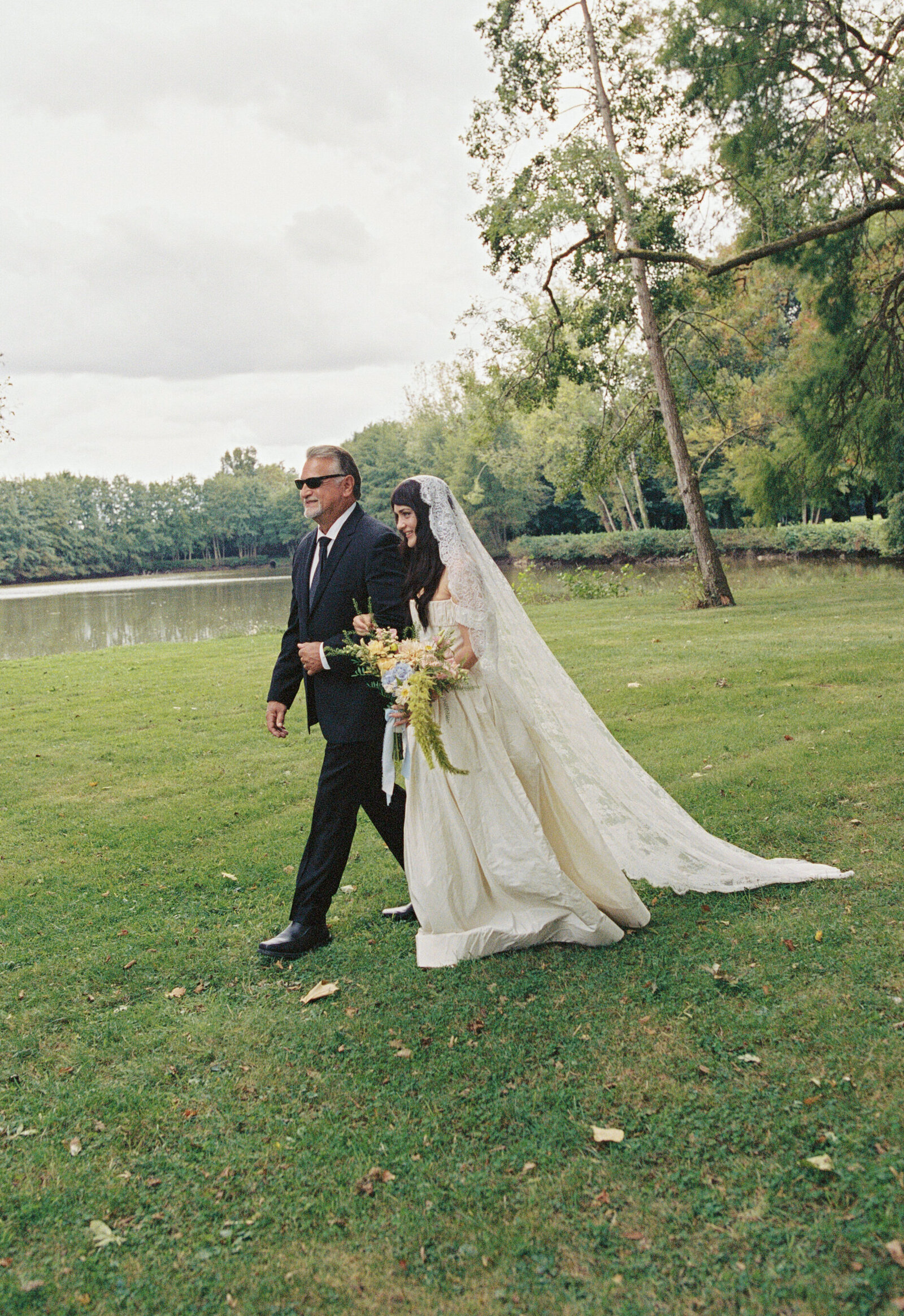 Film-Wedding-Photographer-Zara-Staples-Weddings215