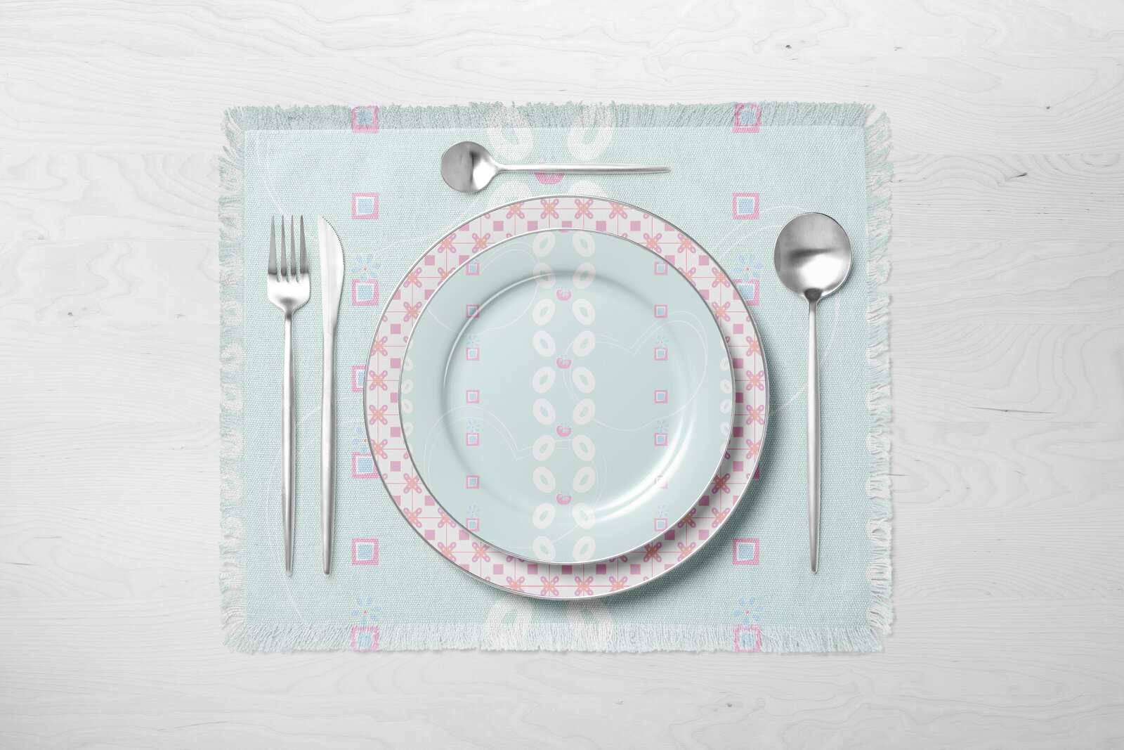 patterned placemat and dinner plates