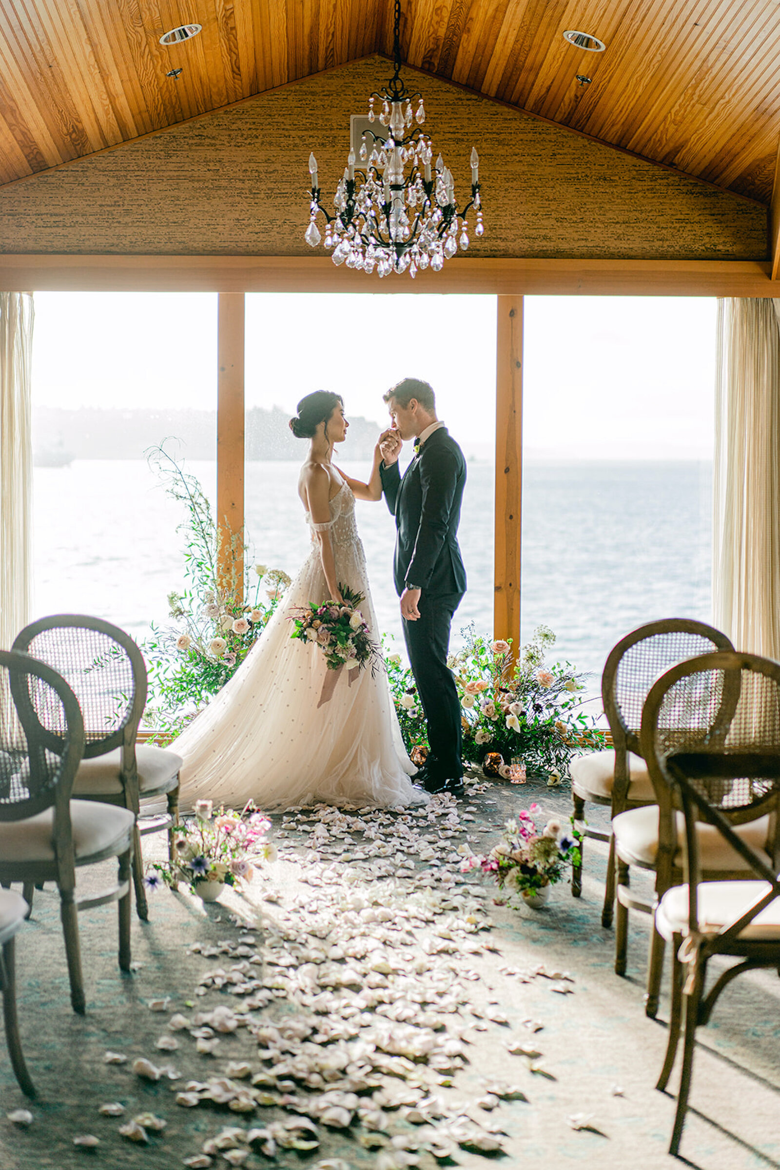 edgewater-hotel-seattle-wedding-38