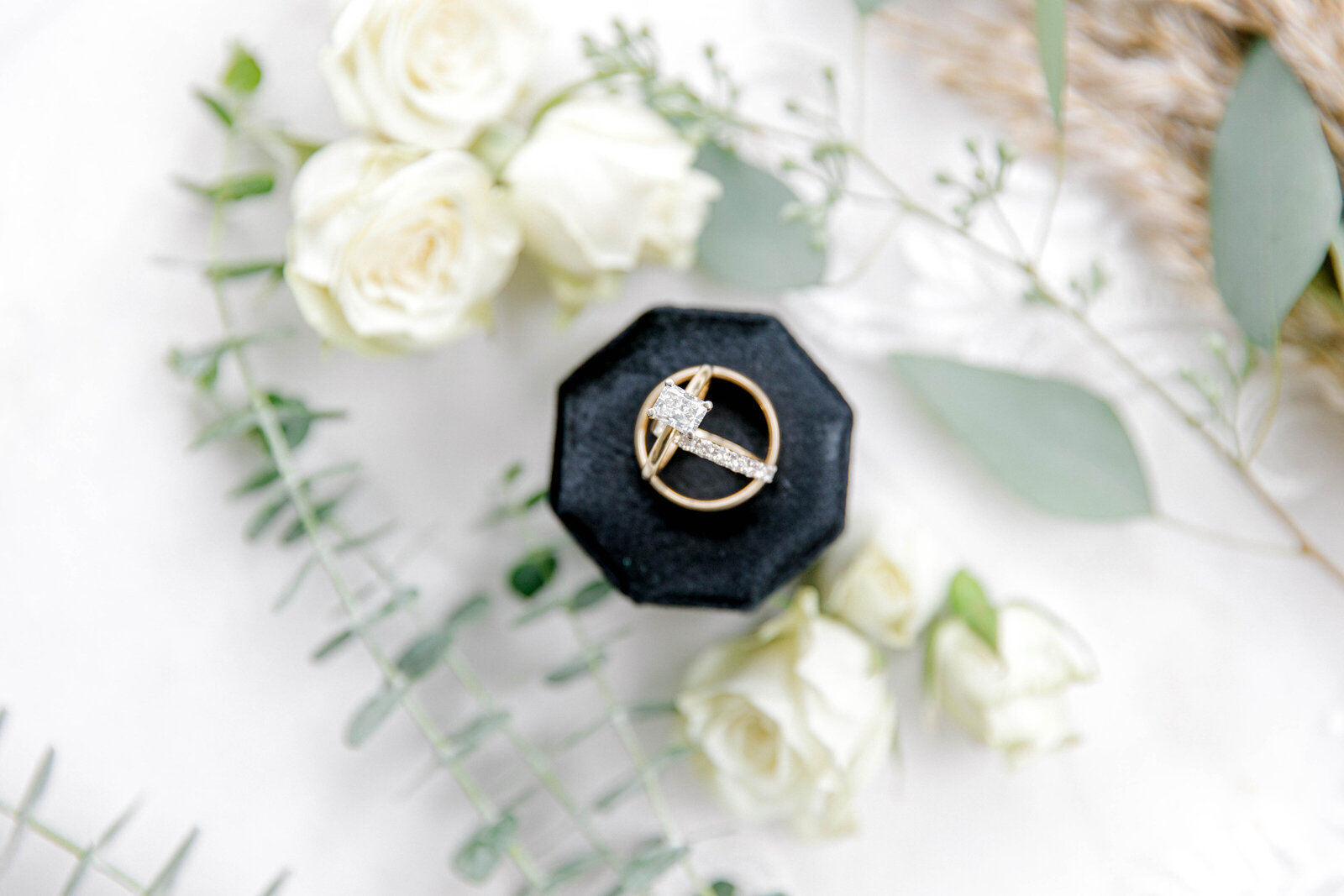 wedding ring