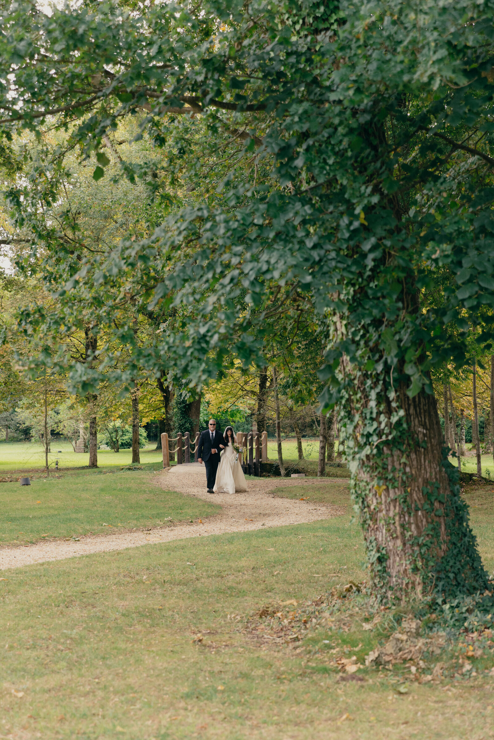 Film-Wedding-Photographer-Zara-Staples-Weddings211