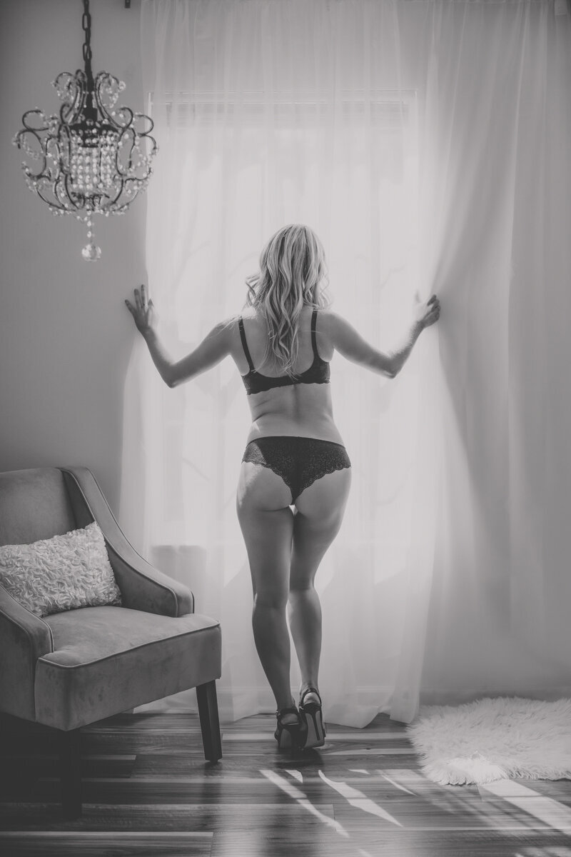 classy boudoir photographer Knoxville