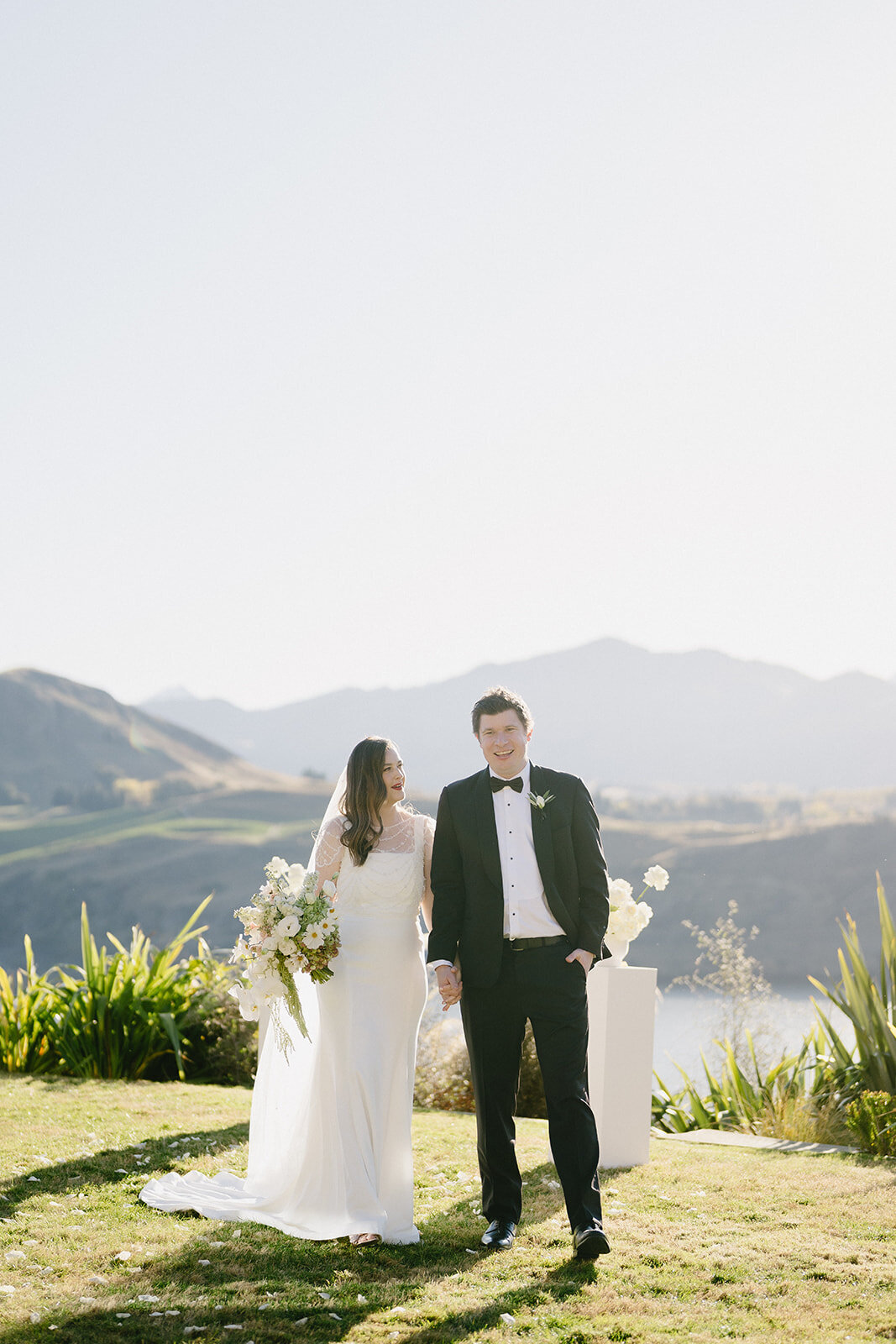 Melissa Clark Photography - Queenstown Wedding Photographer - Lake Hayes Holiday Home Wedding - Katherine & Adam 4.5.24-166