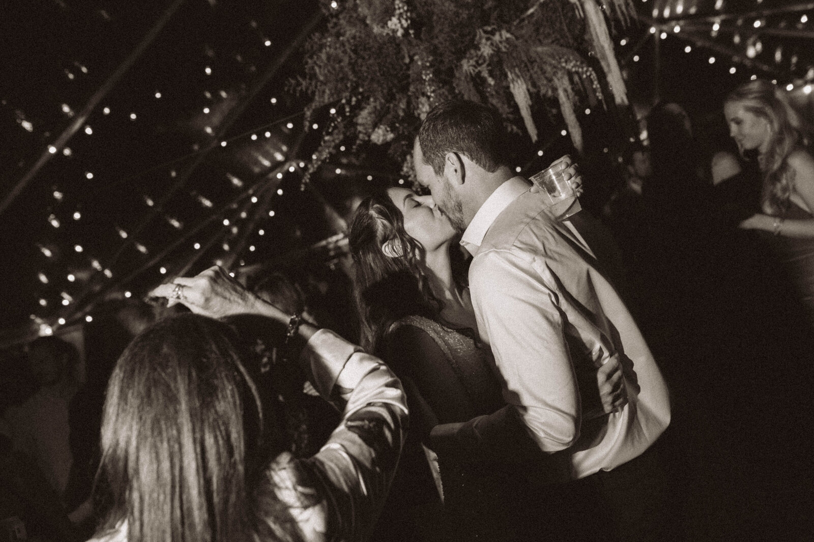 TheWolfesWeddingPreviews-336